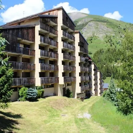 Rénové Au Pied Des Pistes, 6 Pers, Proche Services - Fr-1-297-94 *